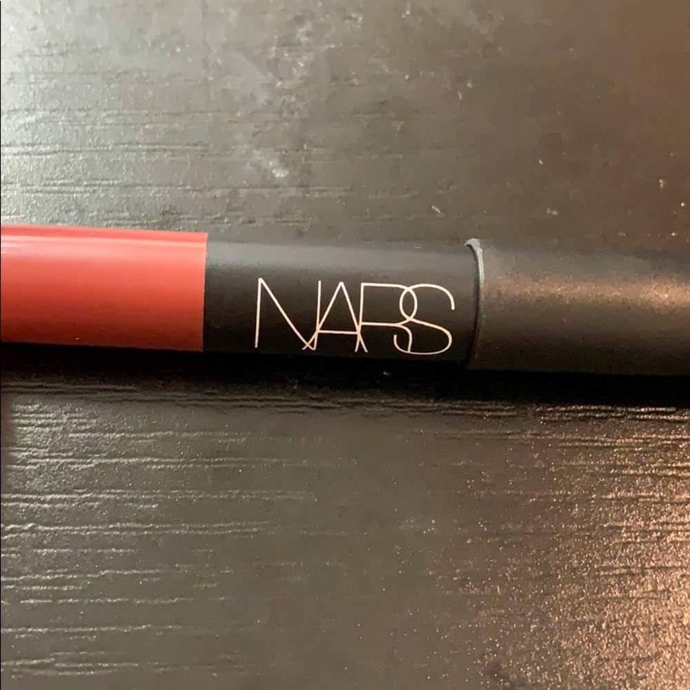 NARS lip pencil in do me baby